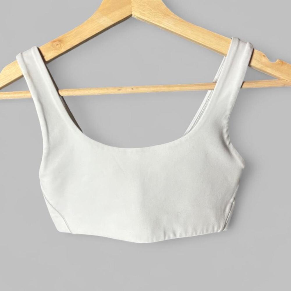 Nike Alate Dri-FIT Light Support Scoop Neck Sports Bra White XS